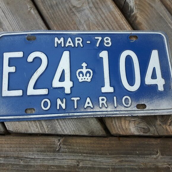 1970s licence plate Ontario Licence Plate - Picture 1 of 3